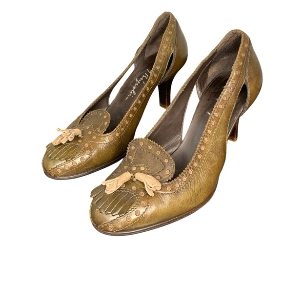 Henry Beguelin 40’s style army‎ green leather pump w khaki tassel. Size 6.5 - Picture 1 of 16